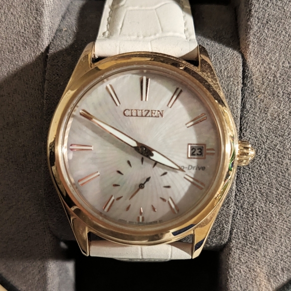 Citizen eco drive  New - Picture 3 of 6